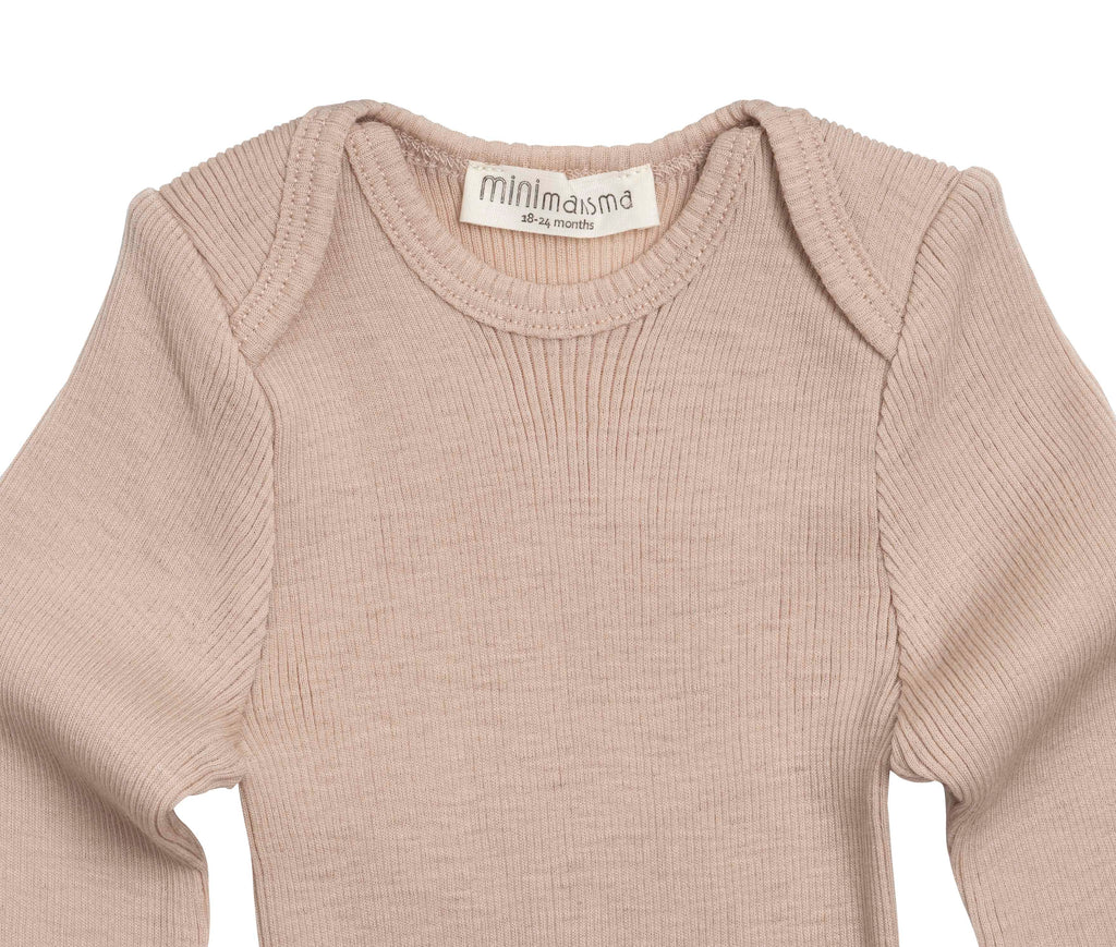 T-shirt Aspen en laine mérinos sand - Sélection Minimalisma à retrouver sur amaetc.com, concept store eco friendly pour enfants