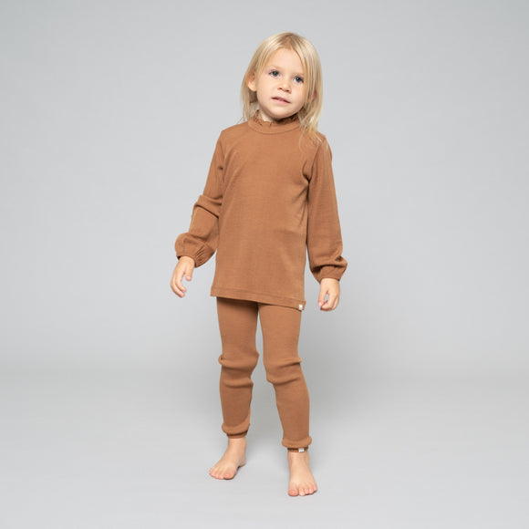 Legging Arona en laine mérinos caramel - Sélection Minimalisma à retrouver sur amaetc.com, concept store eco friendly pour enfants
