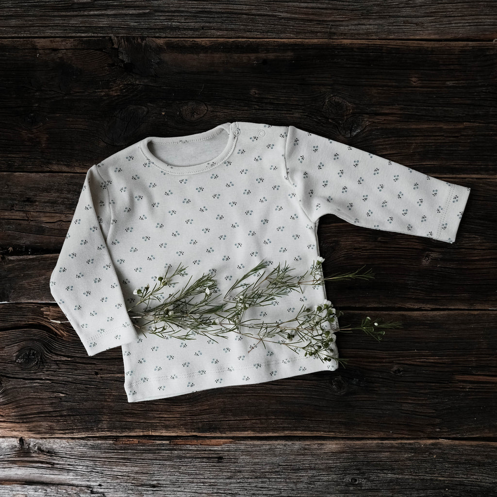 T-shirt bébé en coton biologique Hors-saison - Sélection Poudre Organic à retrouver sur amaetc.com, concept store eco friendly pour enfants